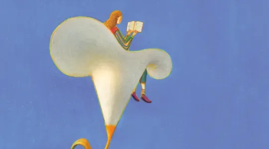 Eine Person sitzt auf einer großen, blütenförmigen Struktur, die an eine Calla-Lilie erinnert. Sie liest ein Buch. Der Hintergrund ist einfarbig blau.