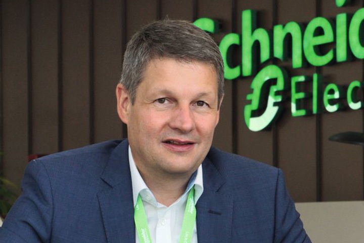 Schneider_Electric4_JürgenSiefert
