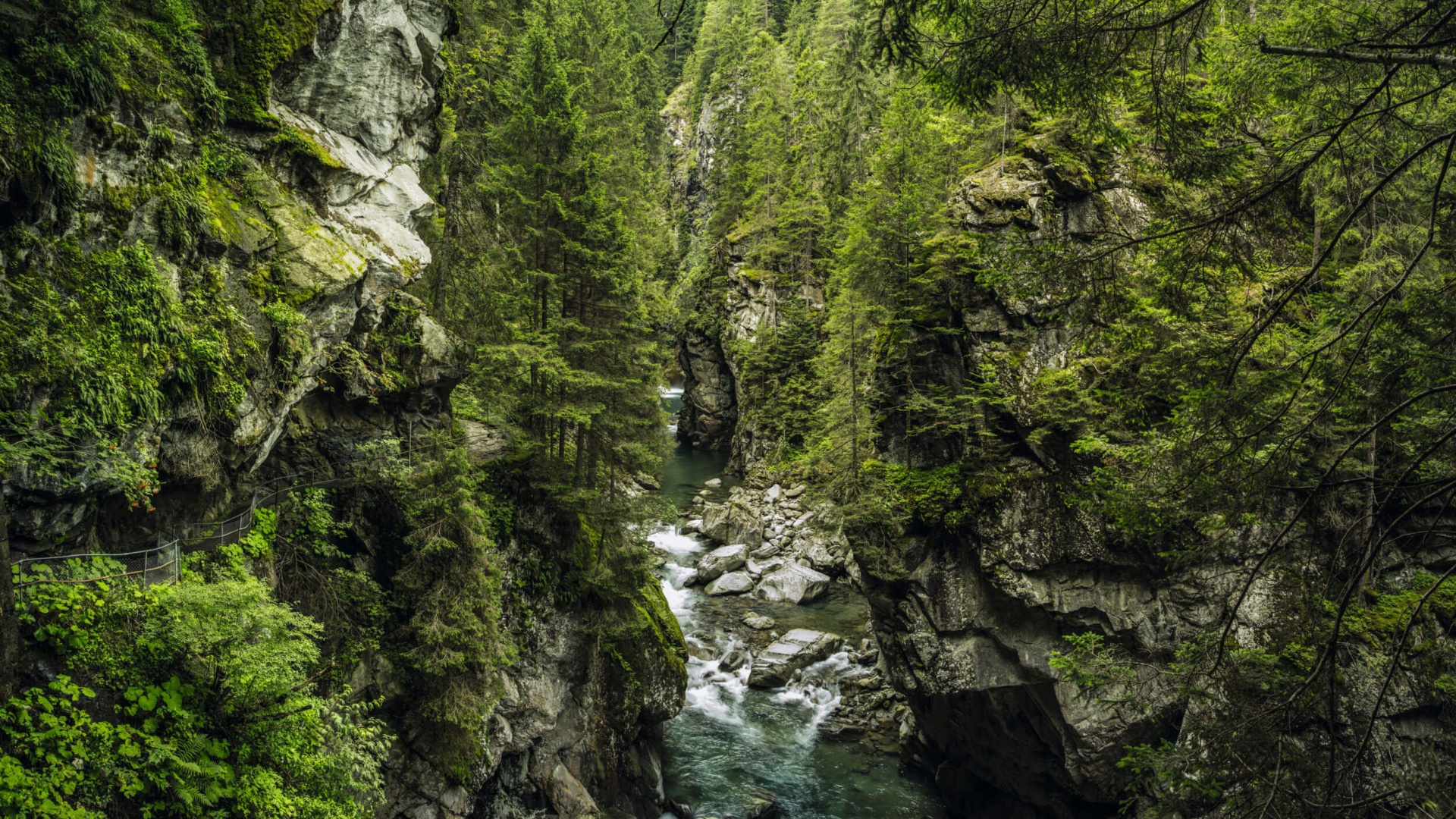 Die Andeer Rofaschlucht in der Schweiz.